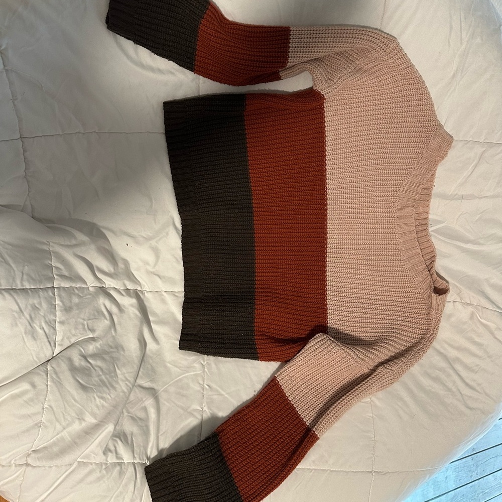 Colorblock Knit Sweater - Picture 2 of 2